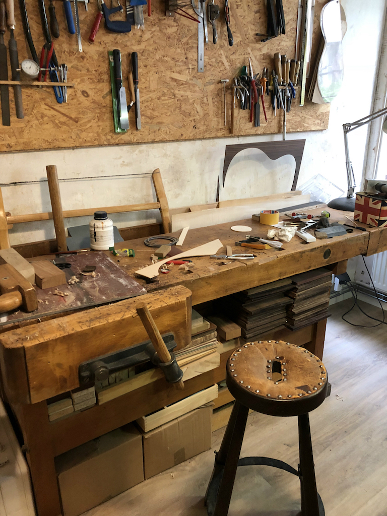 seefeldt-guitars-workshop-photo-2